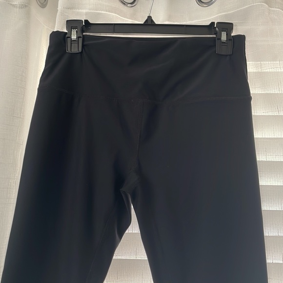 Reebok workout capris - Picture 2 of 5
